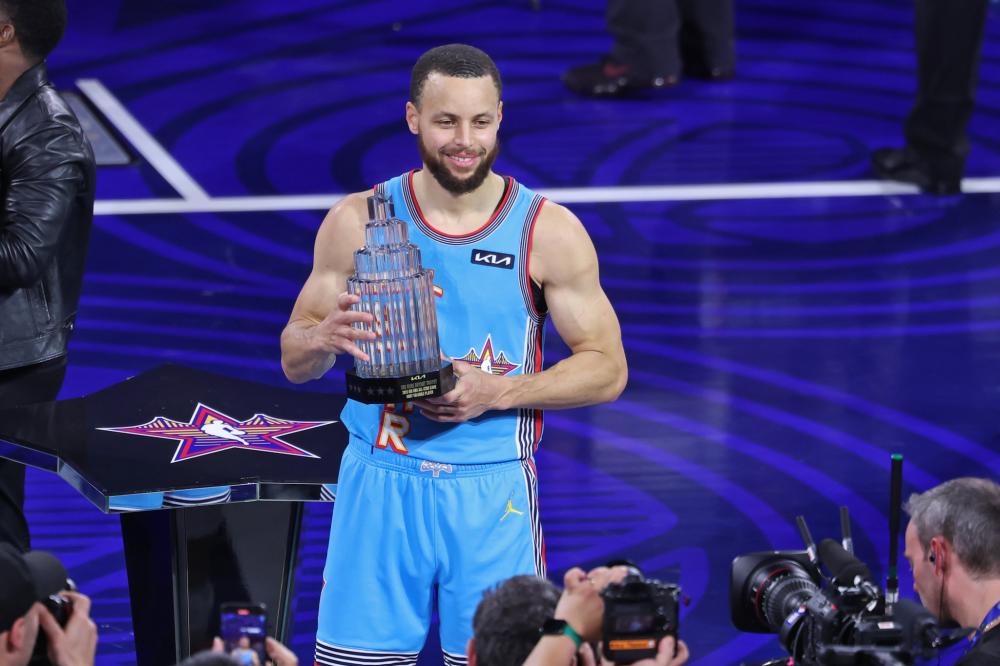 凳深度十足 凳深度十足