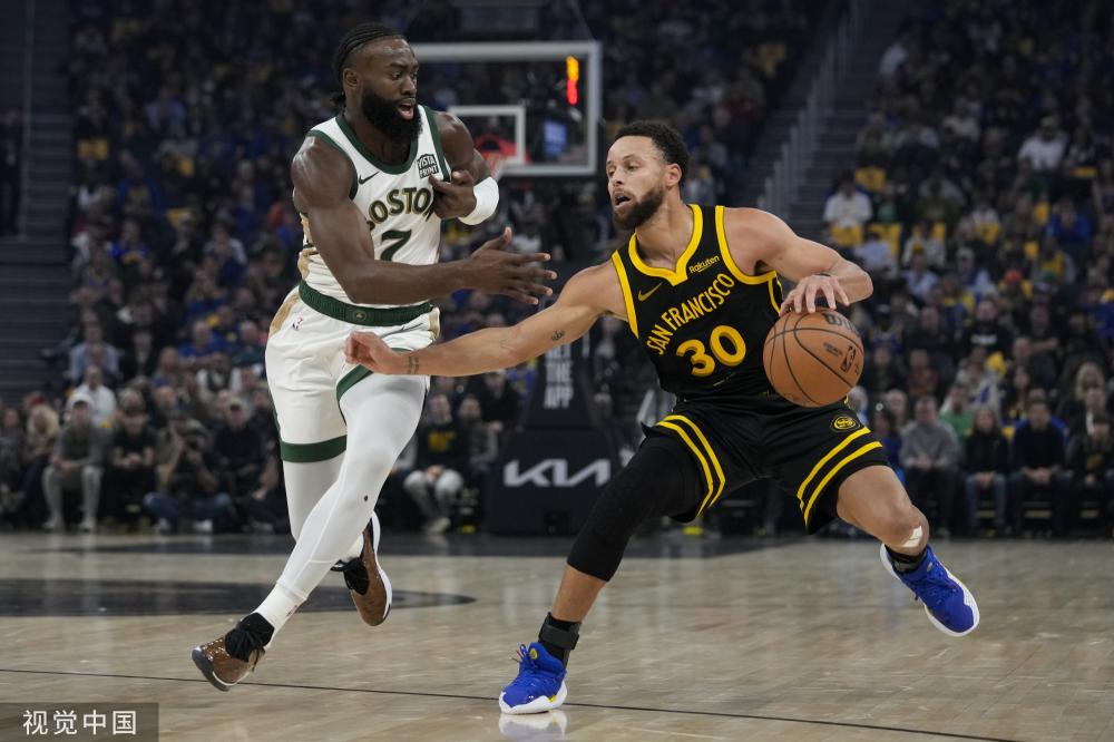 萨在财务领 萨在财务领